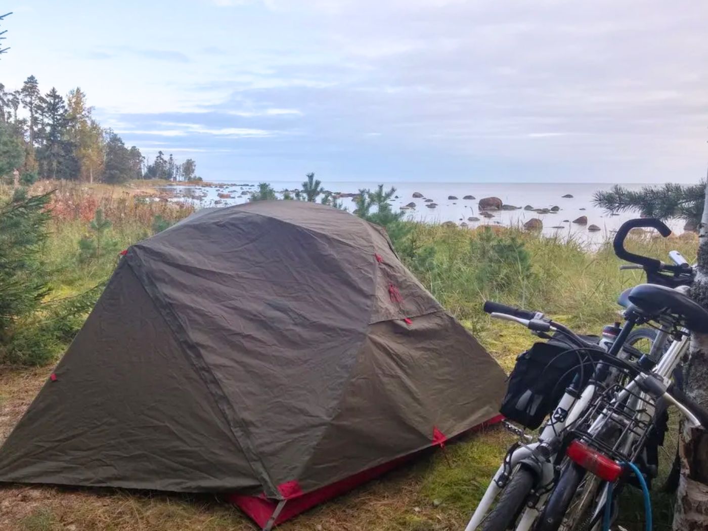 Bivouac en voyage à vélo : matériel et bonnes pratiques